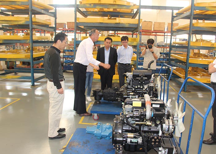 韩国斗山工程机械公司访问沃尔华集团