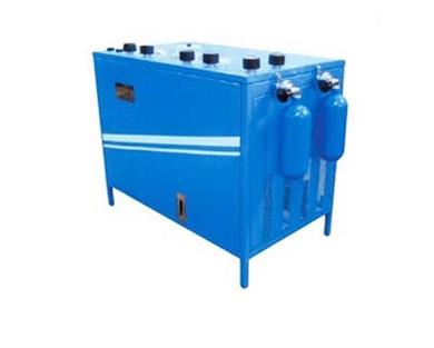 AE102A氧气充填泵